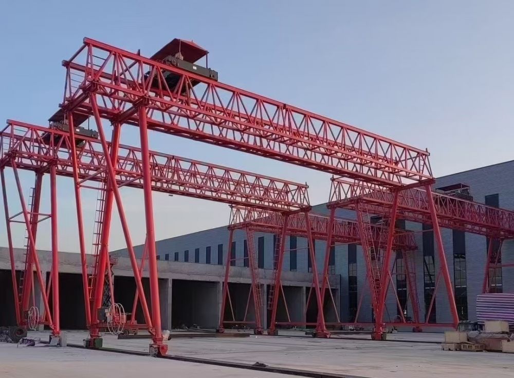 河南龍門(mén)吊、提梁機(jī)、路橋門(mén)機(jī)租賃工程服務(wù)